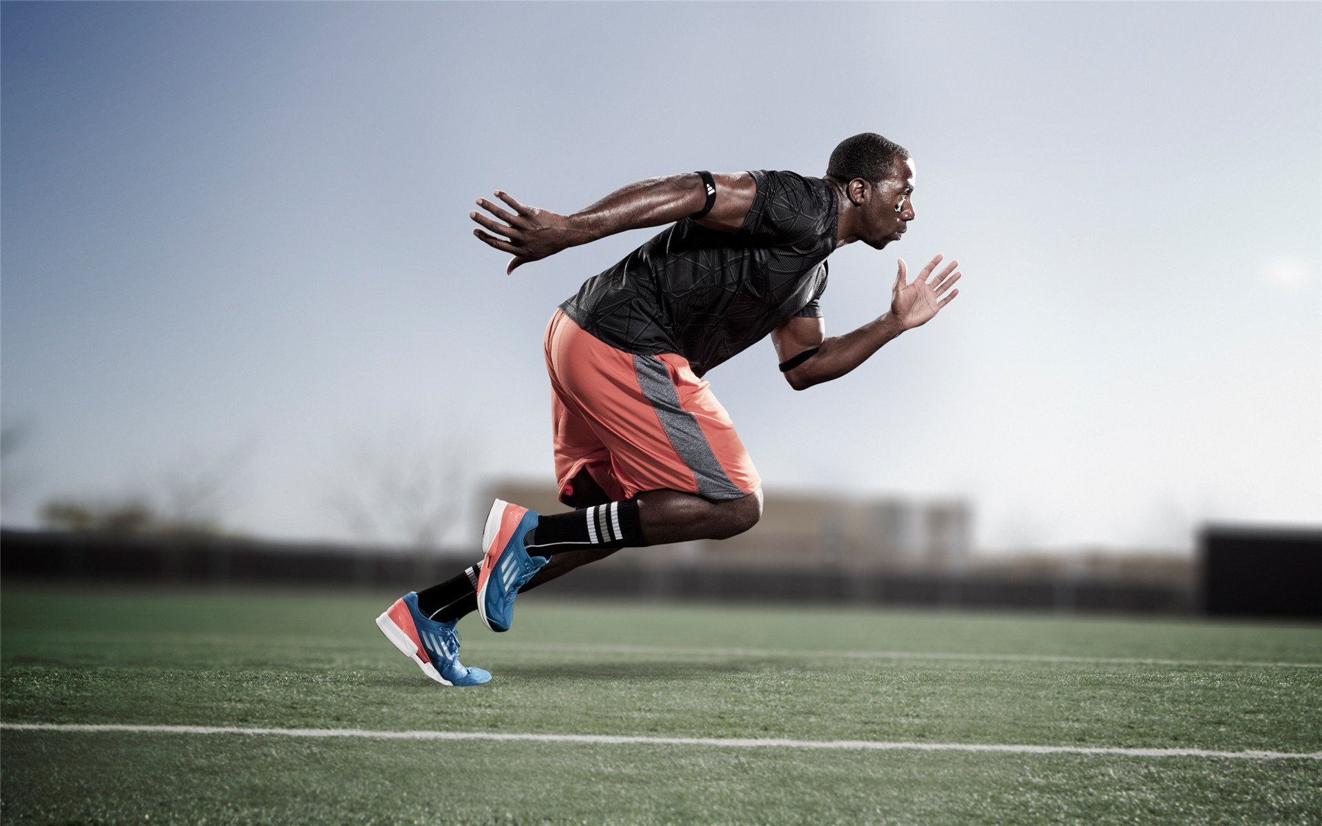 法甲:巴黎客场战平里尔,争冠形势再度胶着,巴黎对战