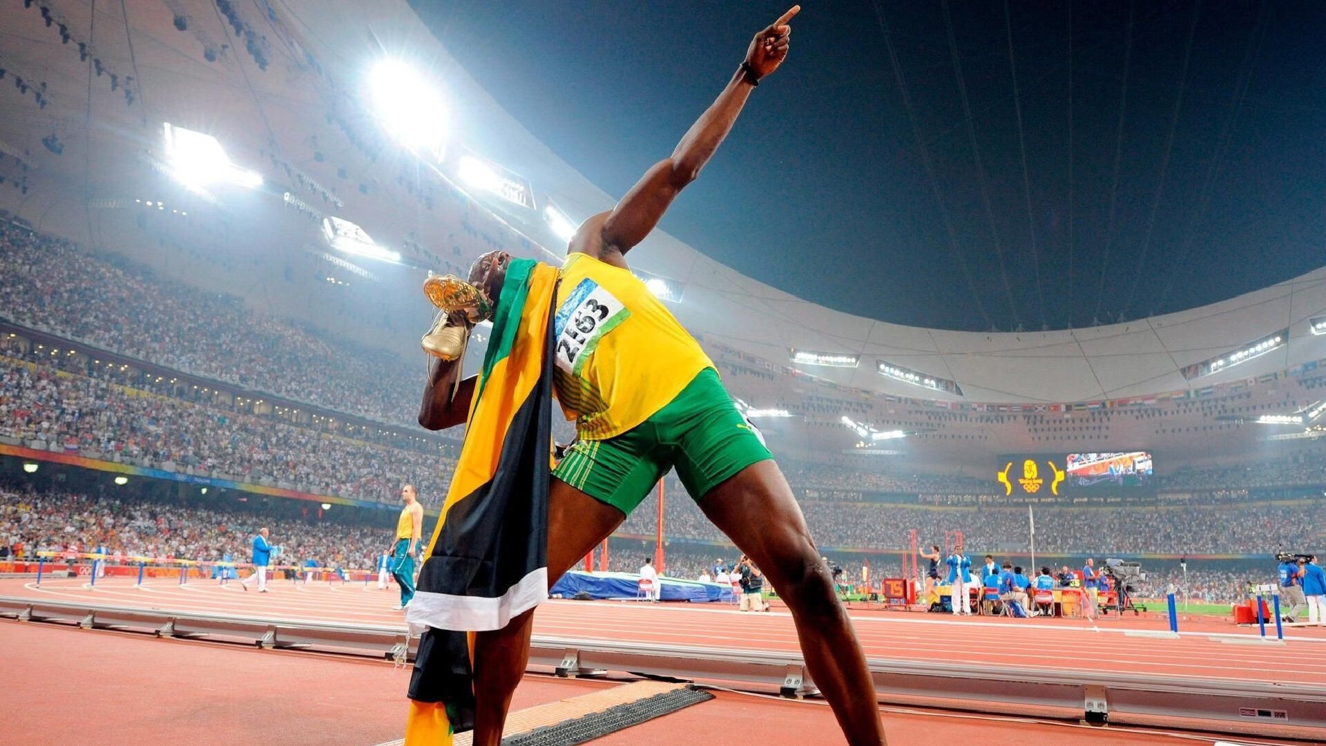 格鲁塞完美起跳助力成绩提升,格鲁尔16秒